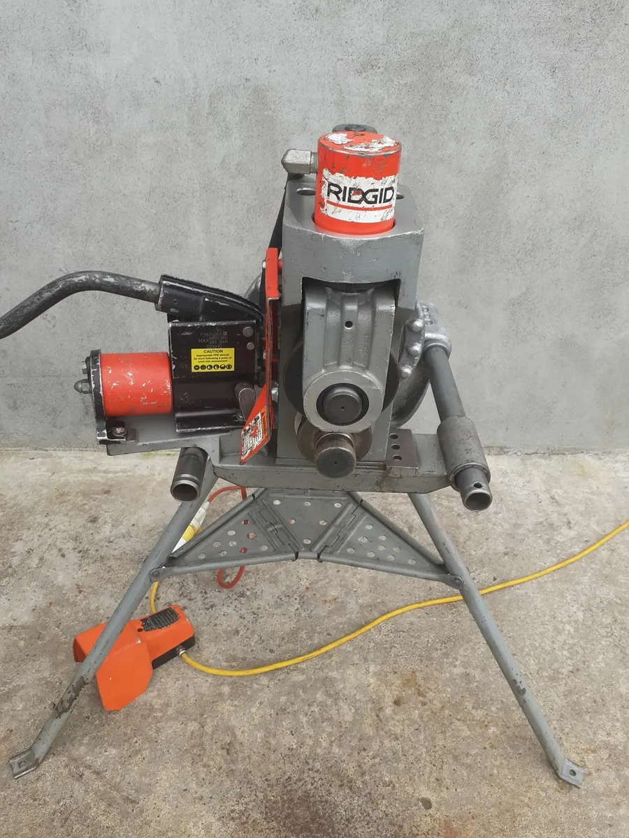 RIDGID 918 HYDRAULIC ROLL GROOVER - Image 4