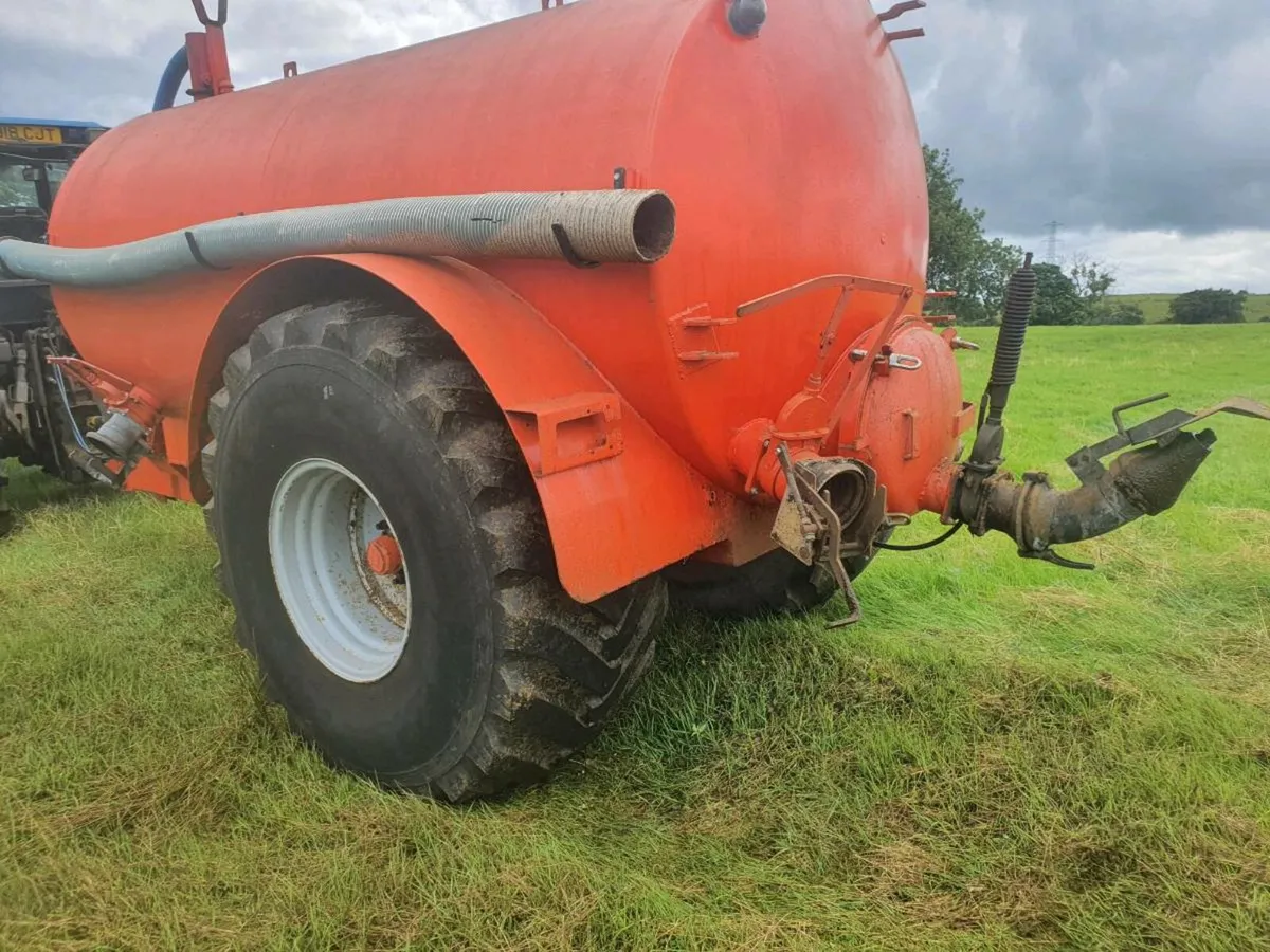 Slurry tanker - Image 4