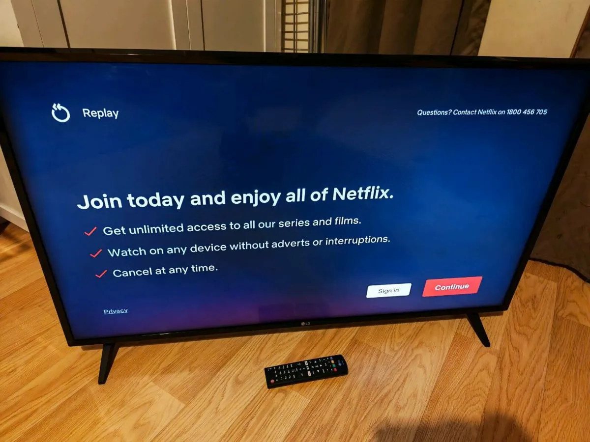 Lg Smart Tv 43" - Image 1