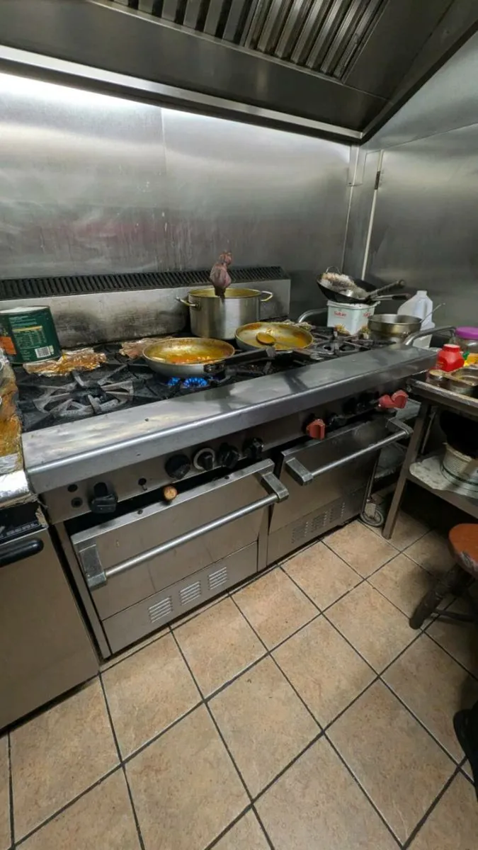 Burner and tables - Image 2