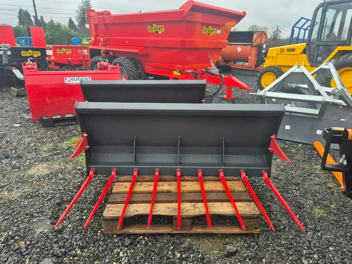 Dung forks - Image 1