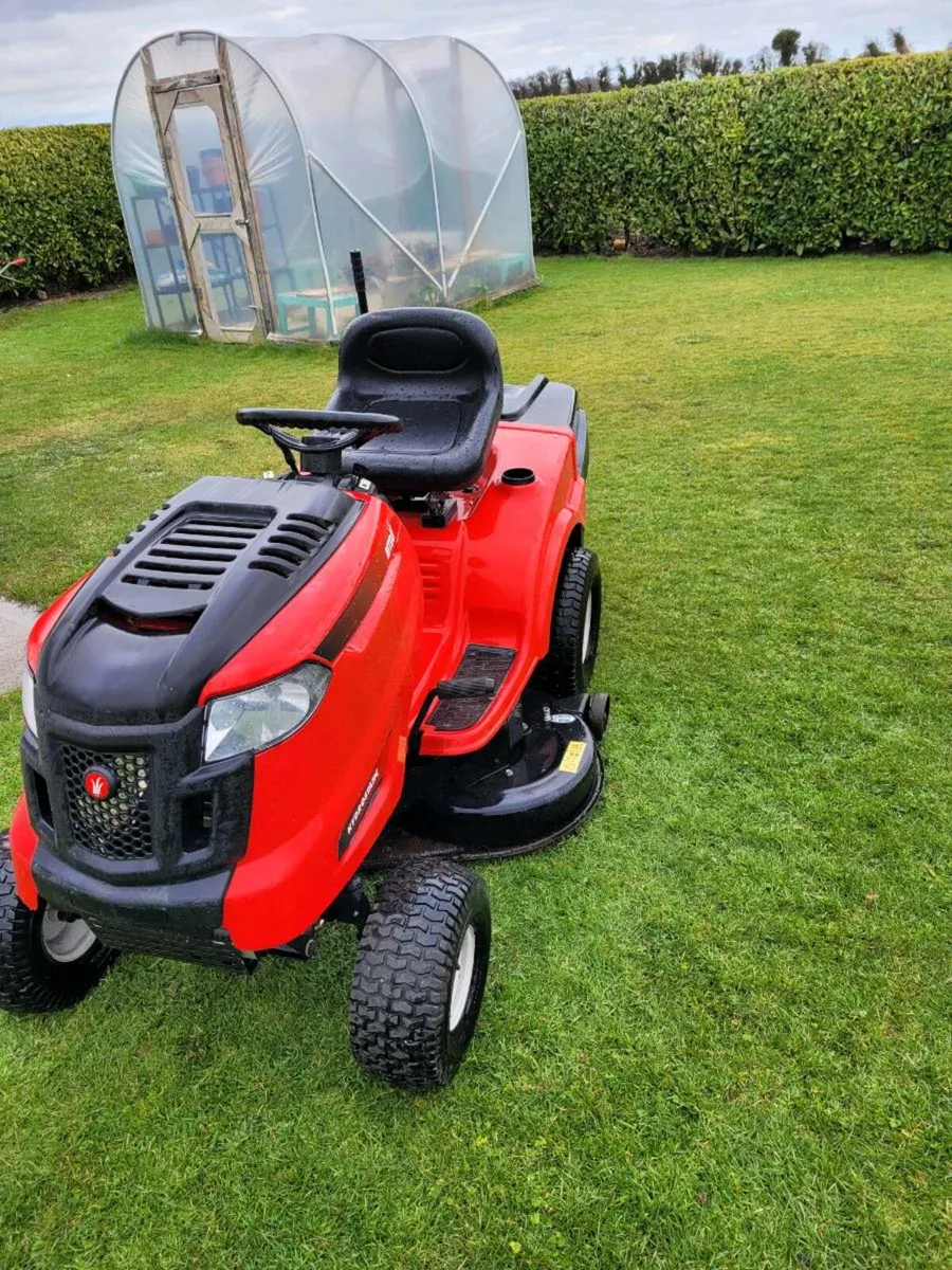 Ride on mower - Image 2