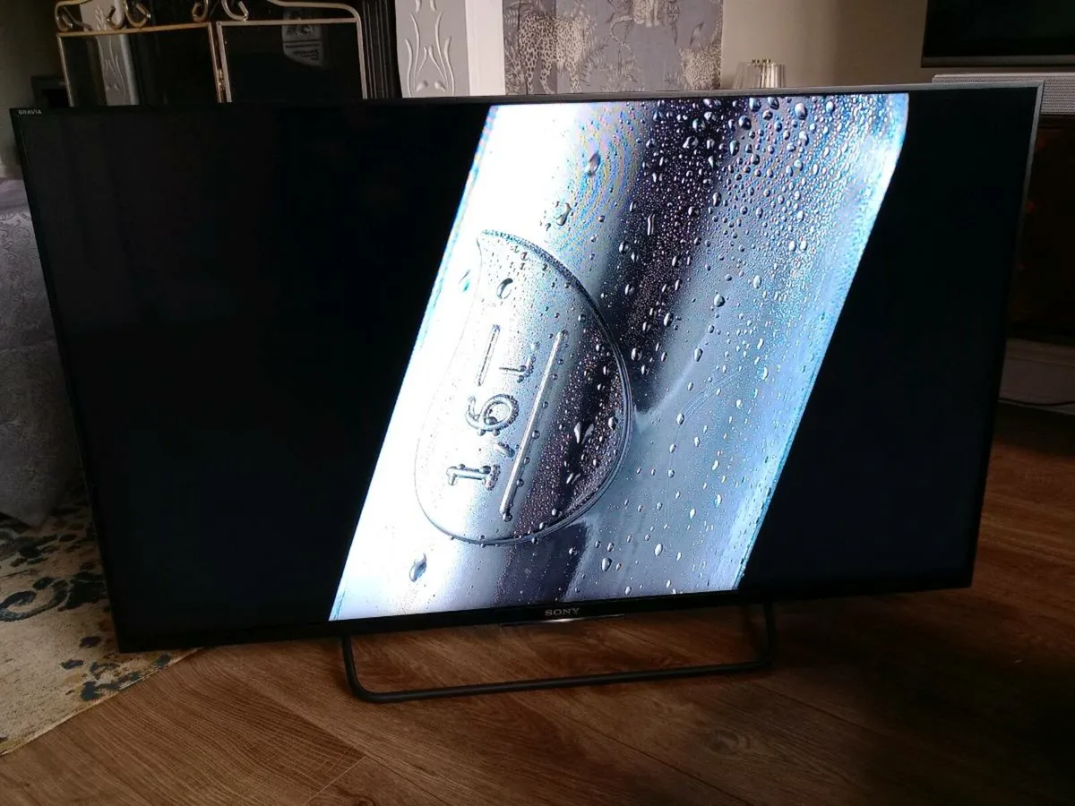 Sony 43" UHD ANDROID SMART TV 43XD8099 - Image 4