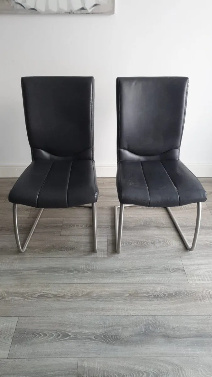 SET OF 4 BLACK DINING TABLE CHAIRS - Image 2