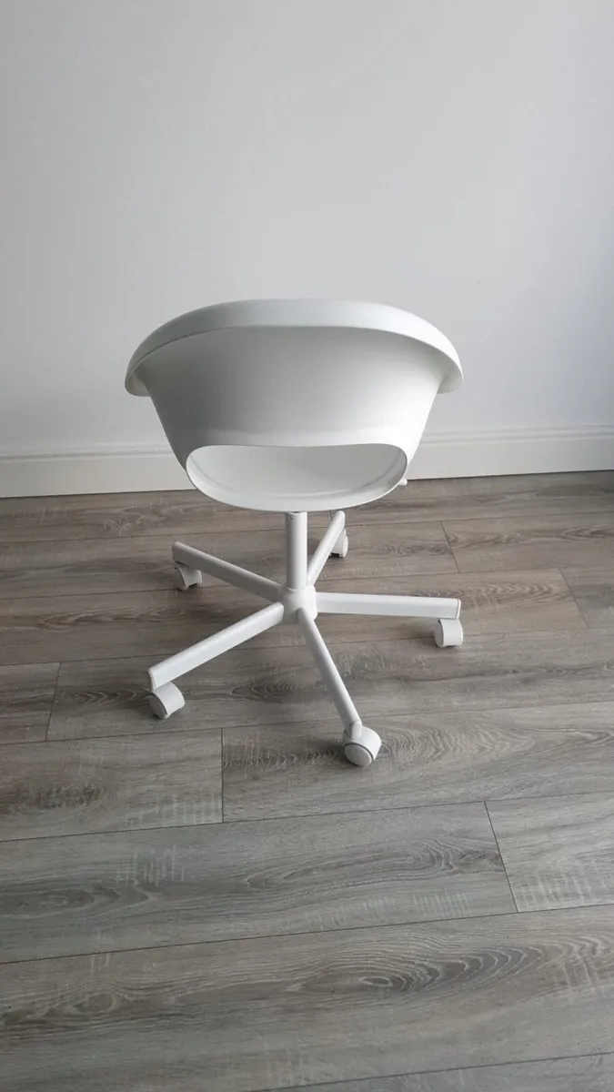 WHITE IKEA SWIVEL CHAIR - Image 1