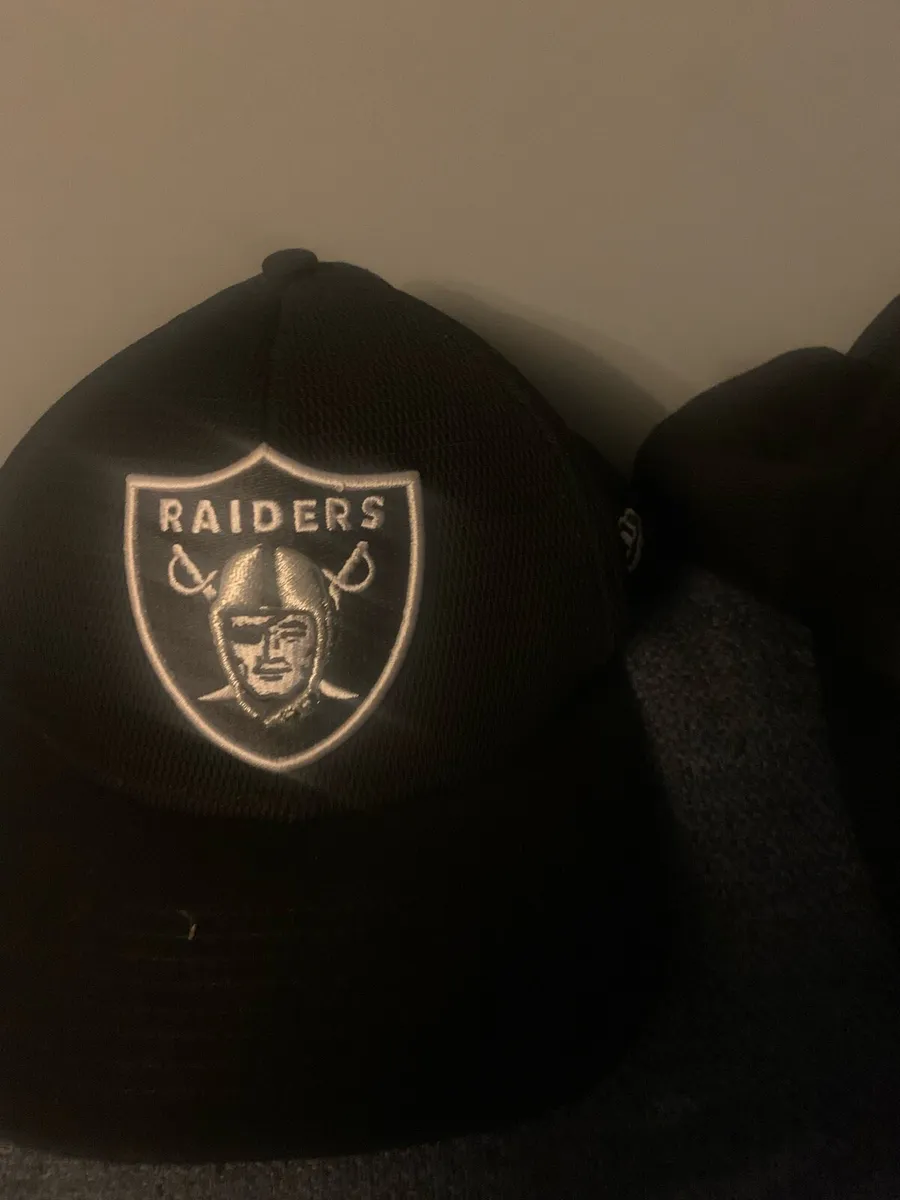 2 hats new - Image 2