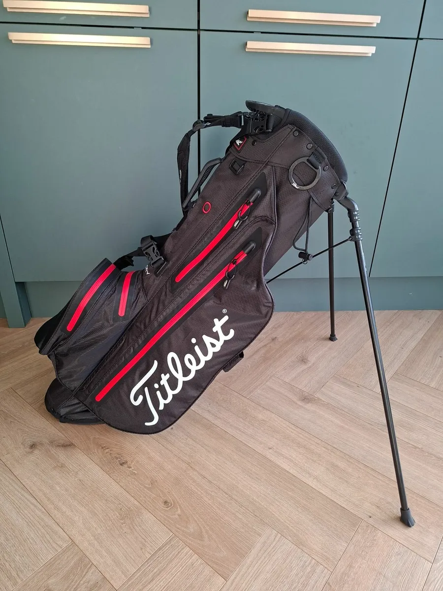 Titleist Star Dry Carry bag - Image 1