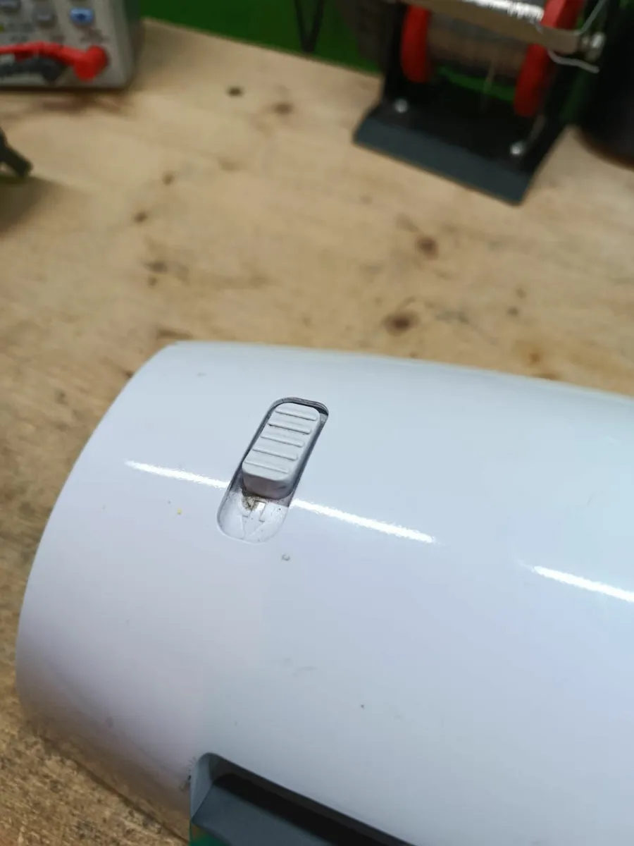 Fellowes  Lunar A4 - Image 4