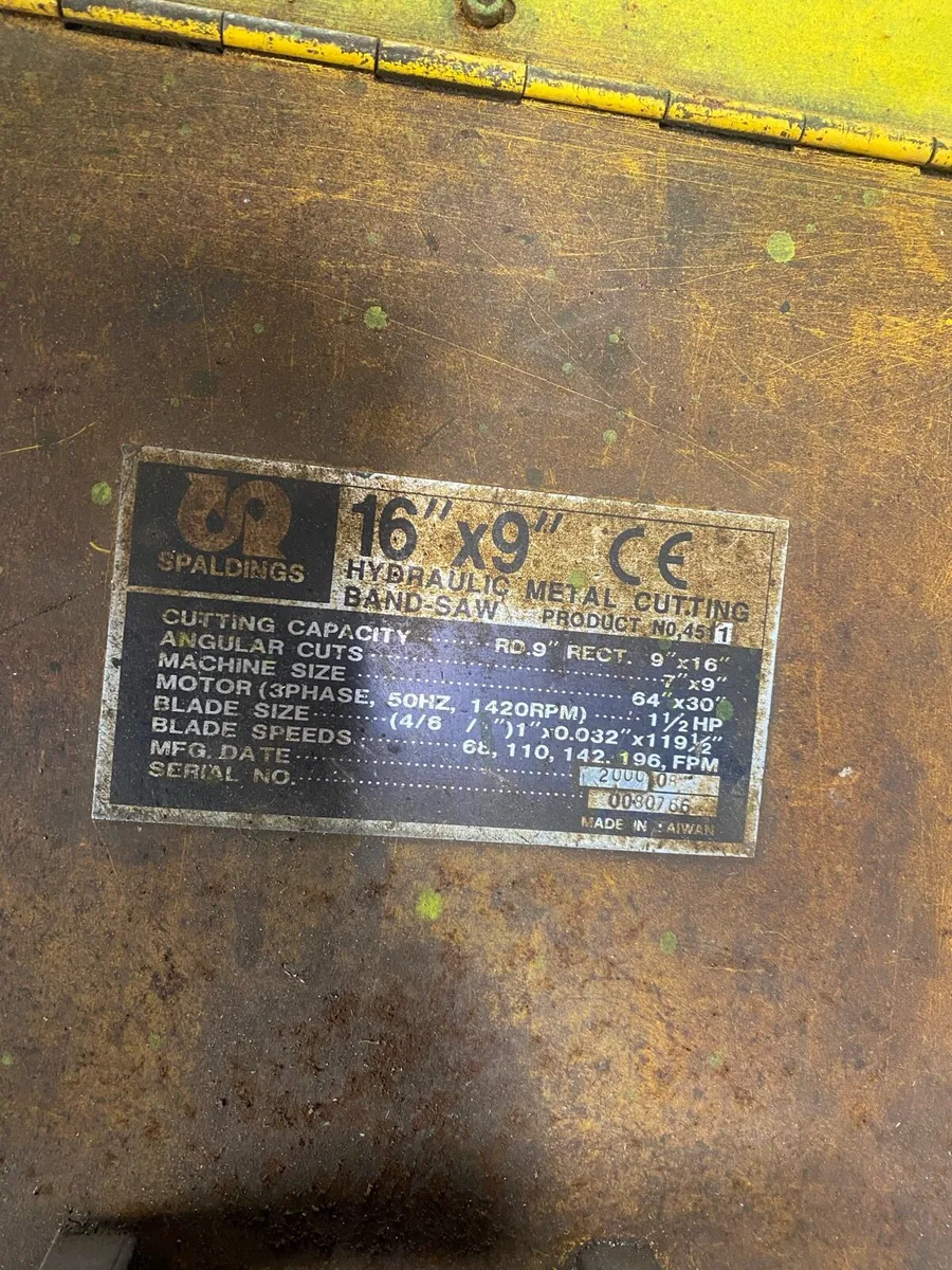 Hydraulic Metal Cutting Band-saw - Image 4