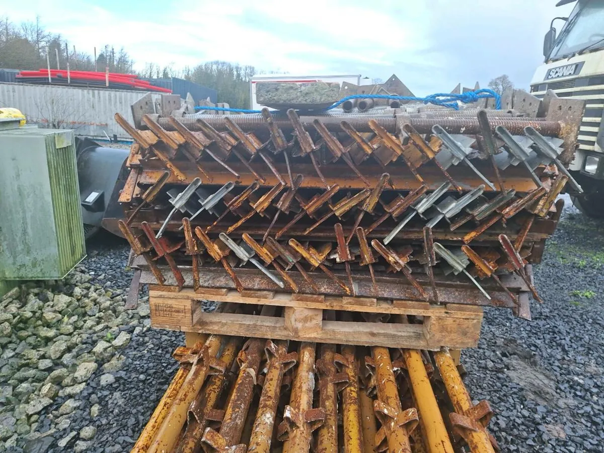 Scaffolding for sale - Image 3