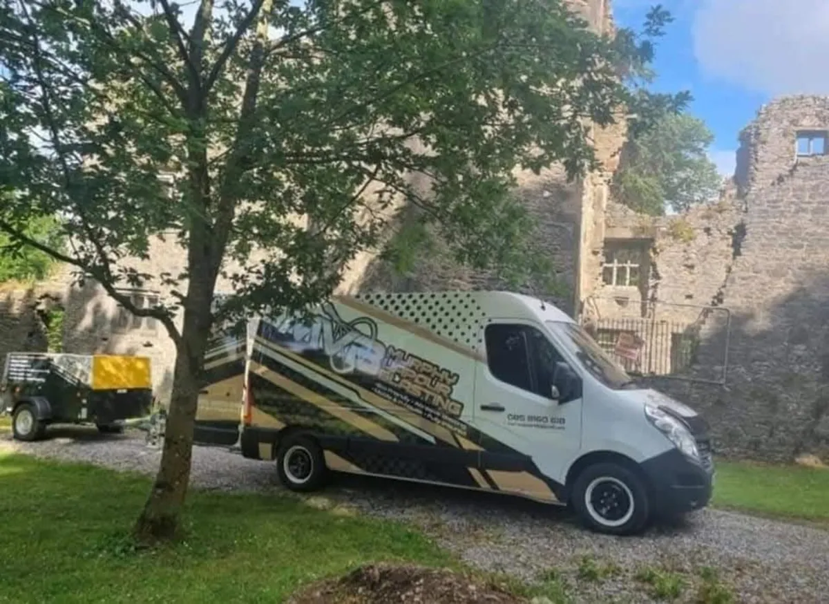 Sandblasting and vapour blasting - Image 1