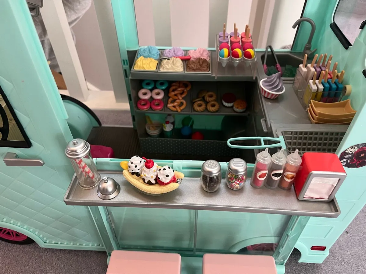 Our Generation Ice cream Van - Image 4