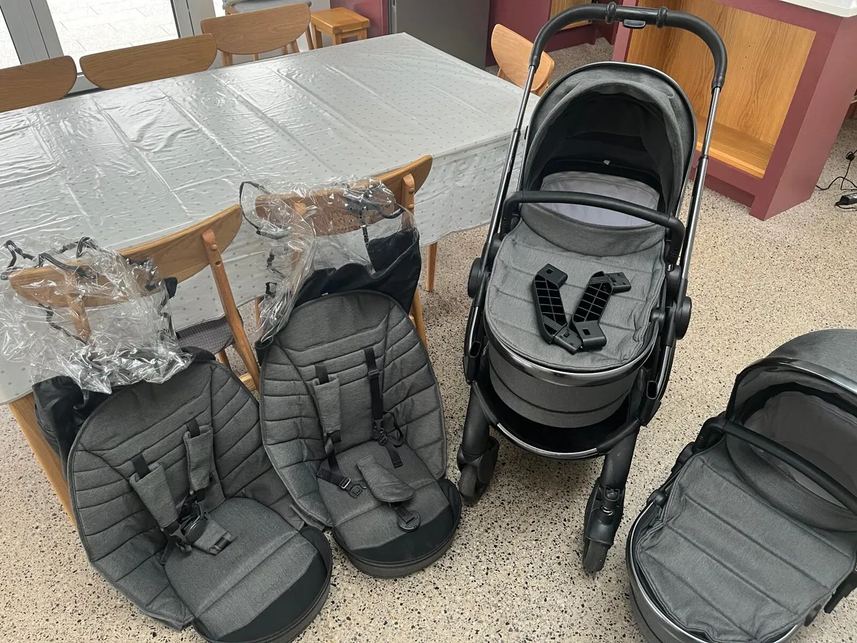 iCandy Twin Buggy—bought new in 2022 - Image 4