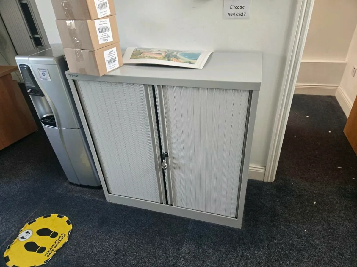 Office furniture - Image 4