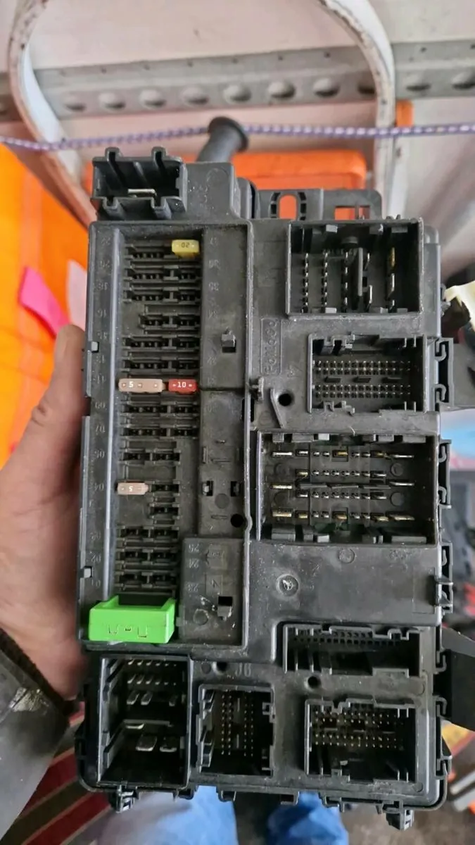 FORD TRANSIT  BCM - Image 1