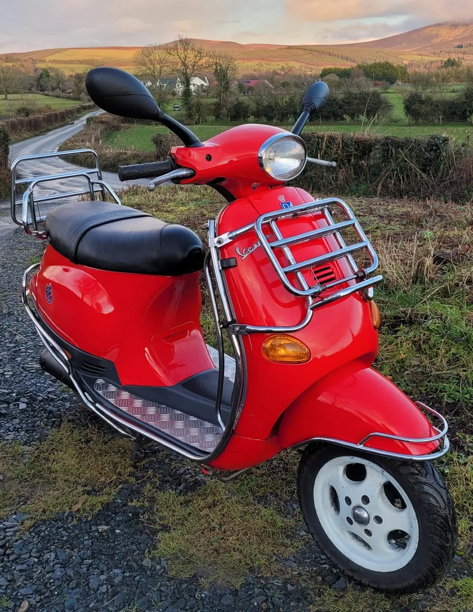 PIAGGIO VESPA ET2. 50cc. 2-Stroke 🤌 - Image 3