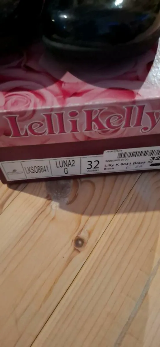 Lelli Kelly's brand new - Image 1