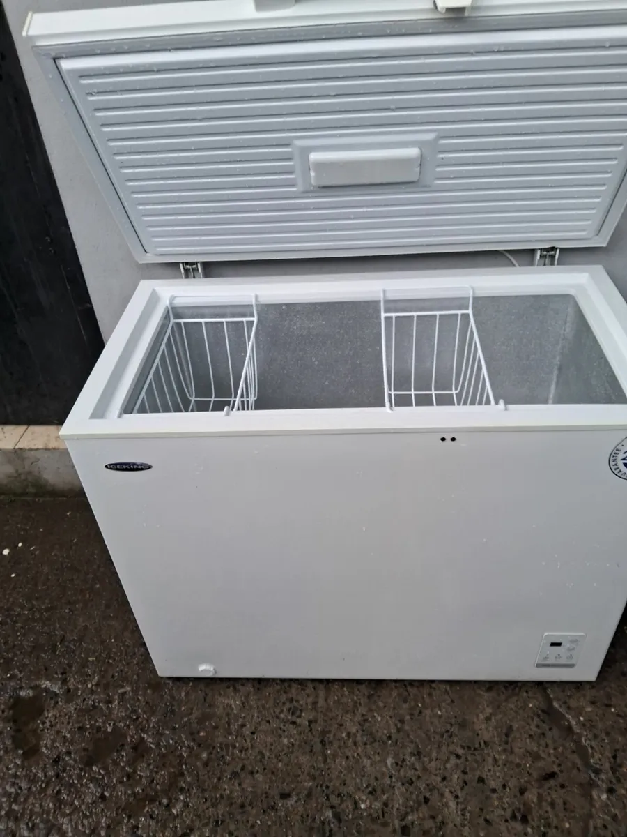 CHEST FREEZER FOR SALE - Image 1