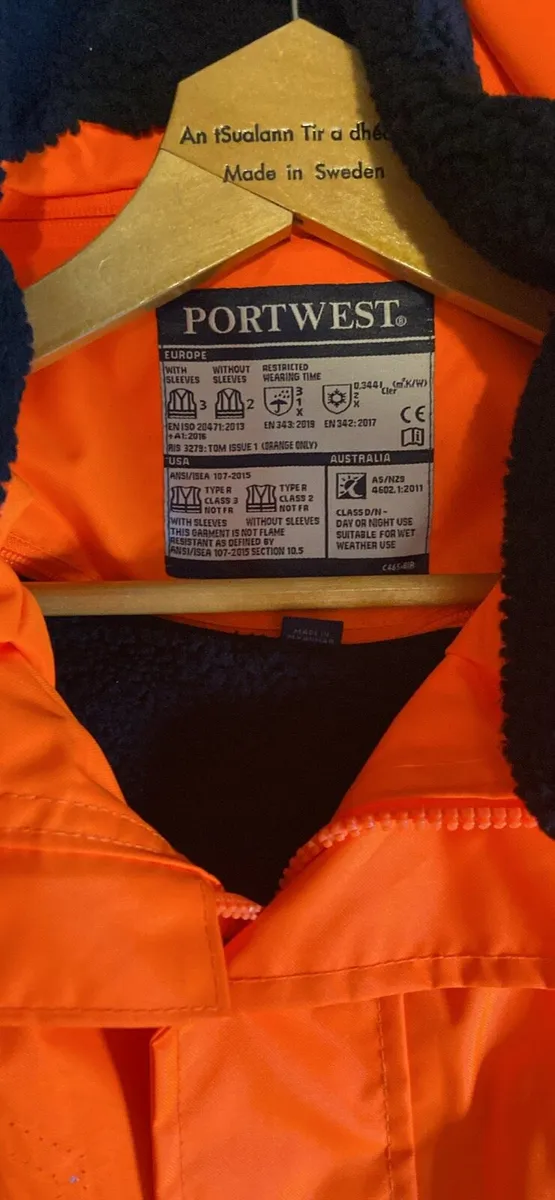 Mens Portwest Hi-Vis 3-in-1 Bomber Jacket - Image 2