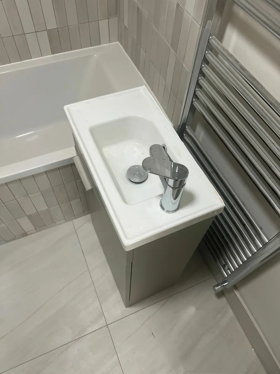 Brand New Sonas Vanity Unit - Image 2