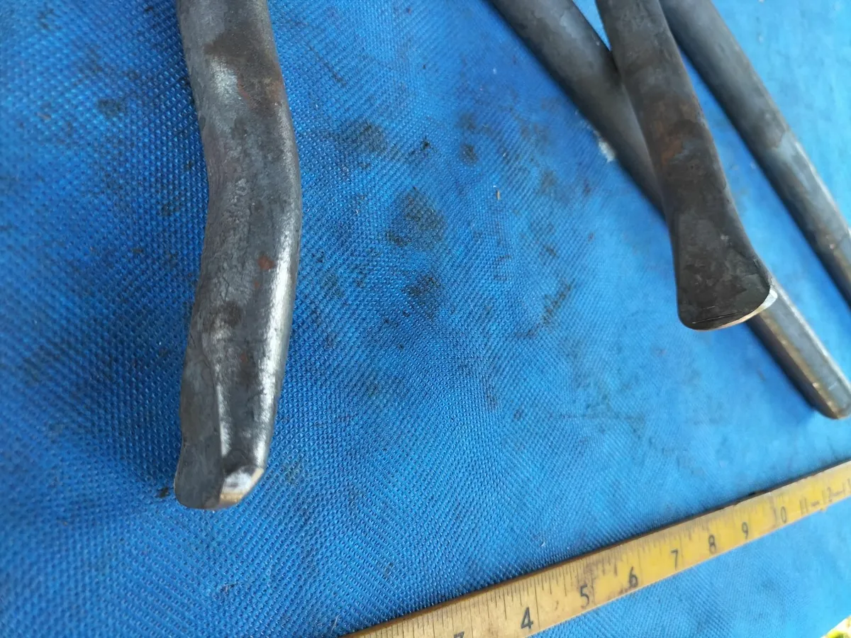 Holdfast Clamps - Image 3