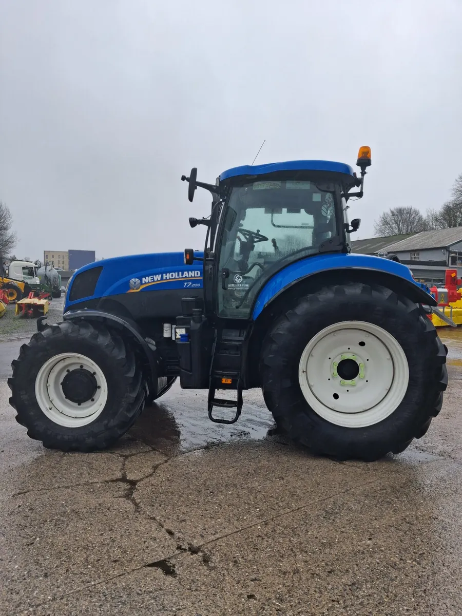New Holland  T7.200 - Image 4