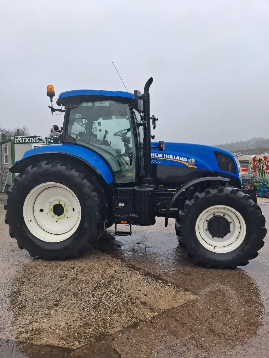 New Holland  T7.200 - Image 3