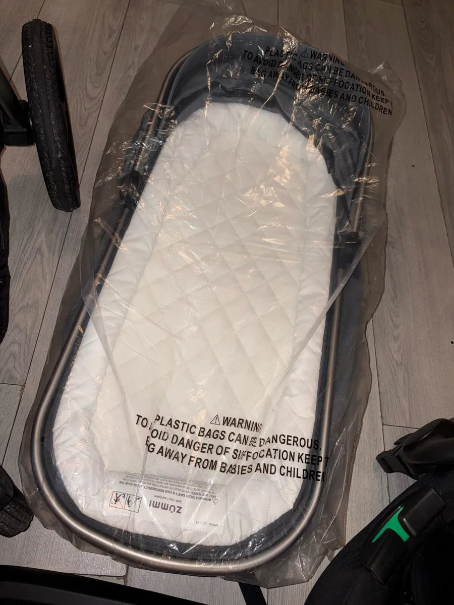 Zummi zenith 3-1 travel system with isofix base - Image 4