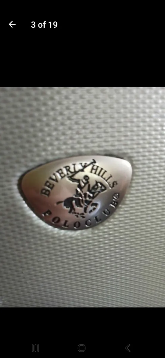 Hard shell suitcase - Image 3