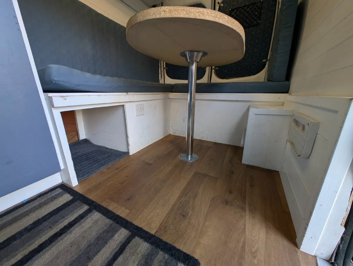 Nissan Primastar Campervan - Image 4