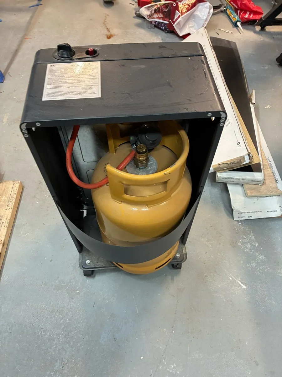 Gas heater - Image 2