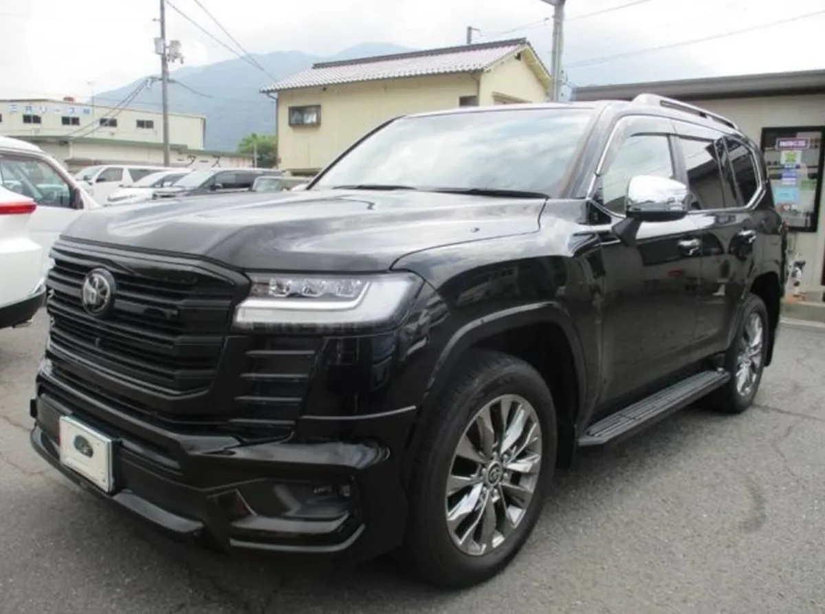 Toyota Land Cruiser ZX 3.3 Diesel | 26,306 klm - Image 1