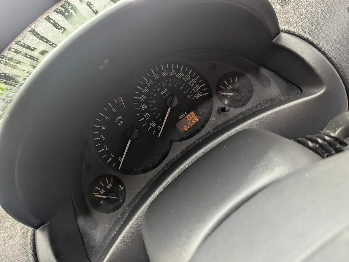 Opel corsa - Image 2