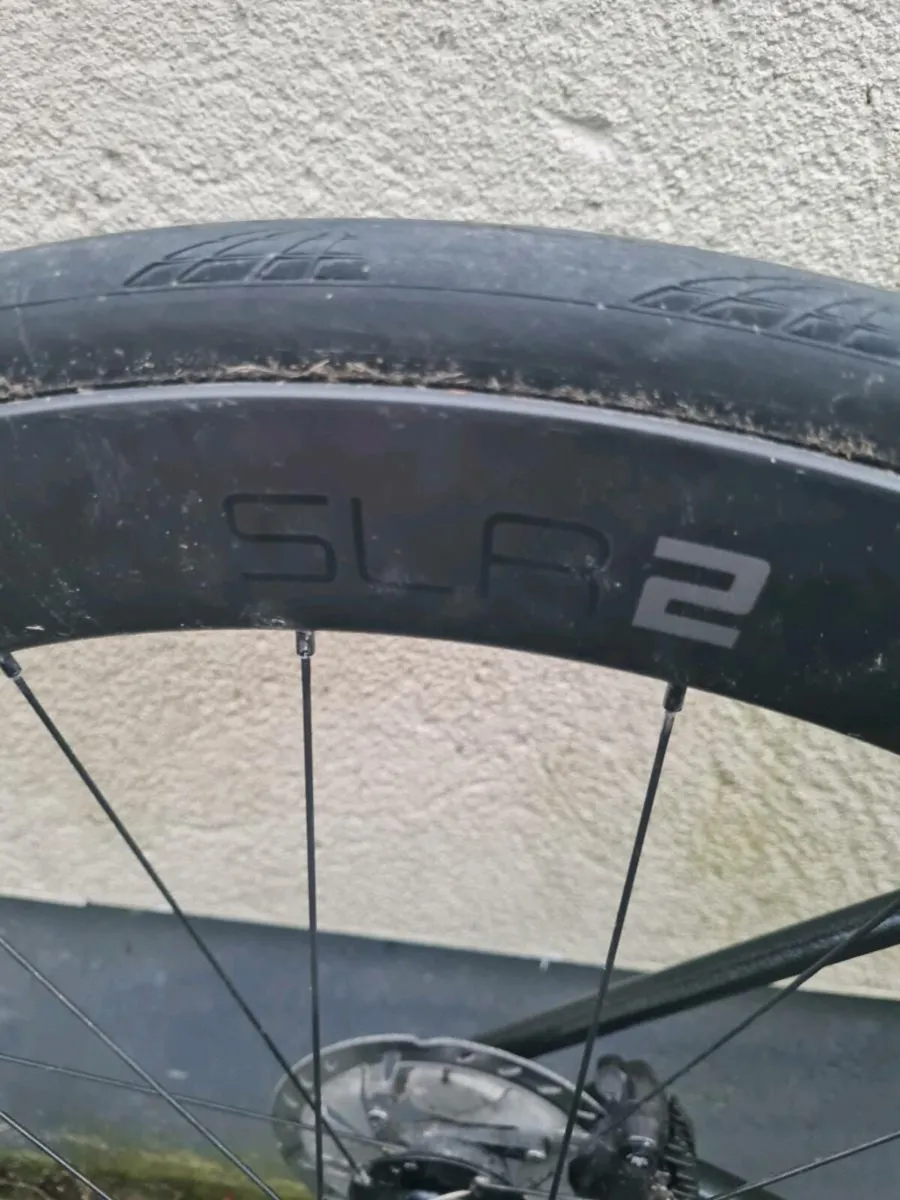 Giant road bike - Image 3