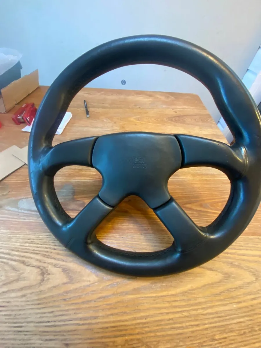 Projekt Zwo Steering wheel and Boss - Image 1