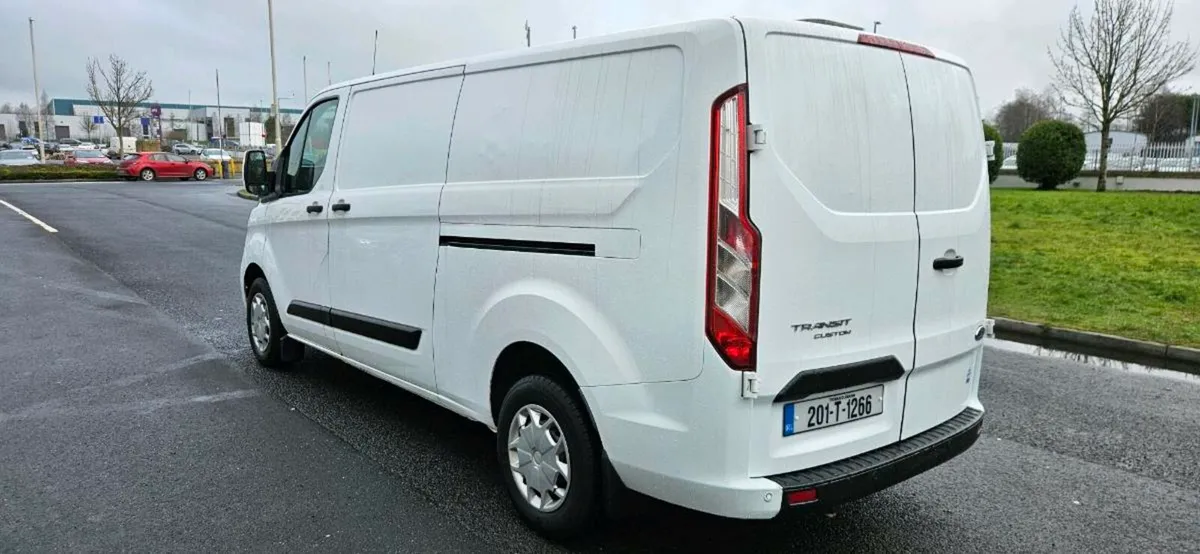 FORD TRANSIT CUSTOM TREND - Image 4
