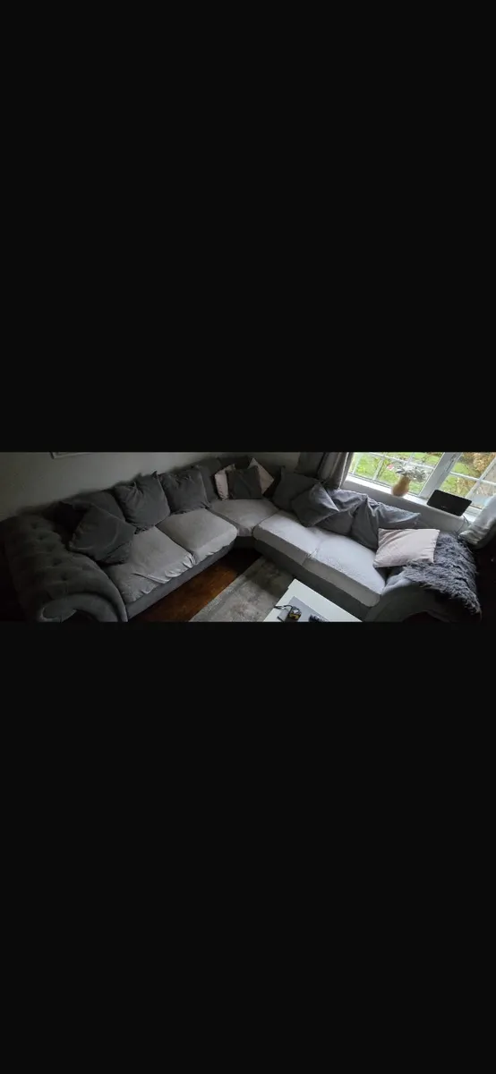 9ft x 9ft Corner Couch - Image 1