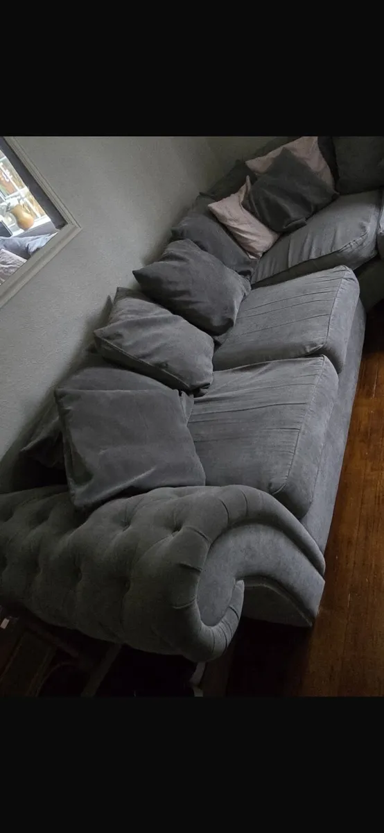 9ft x 9ft Corner Couch - Image 3