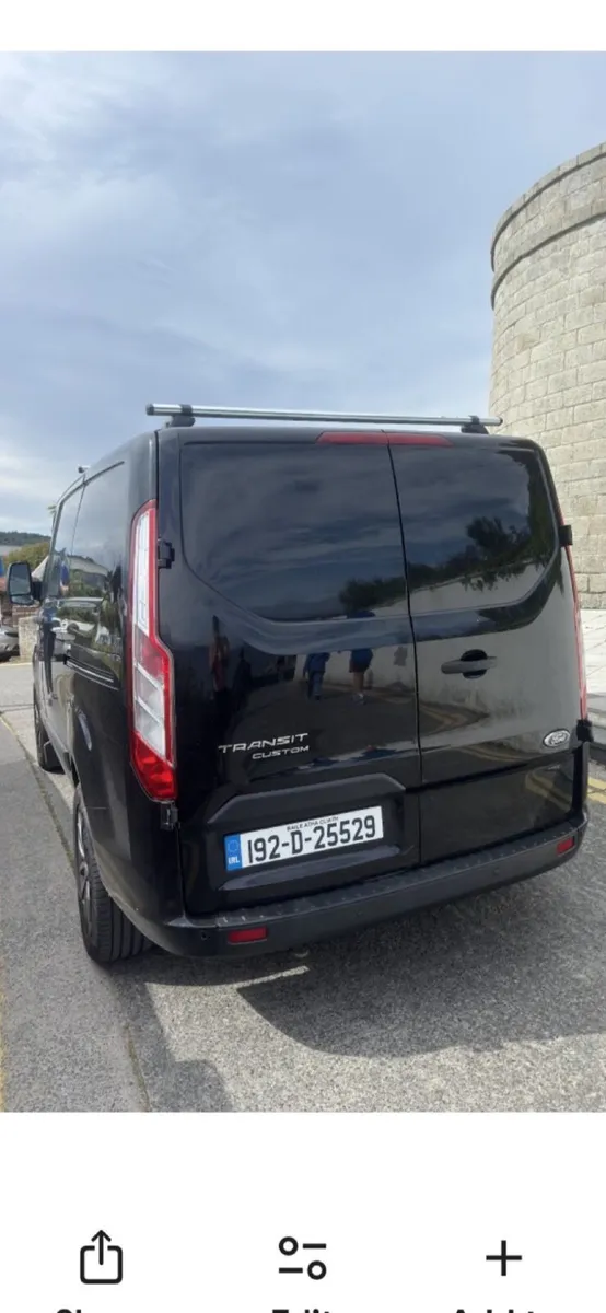 Ford Transit 192 - Image 1