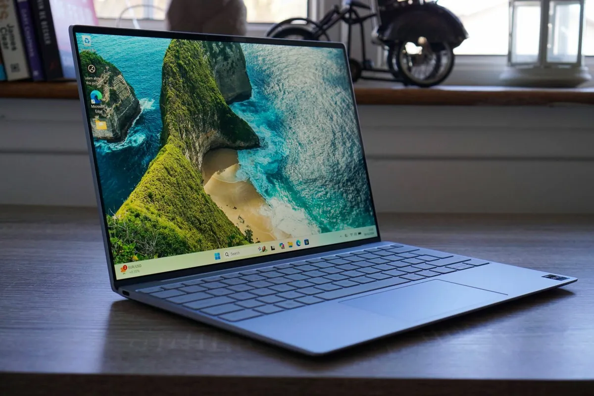 Dell XPS 13 9315 | UHD+ 4K InfinityEdge | i7-12th - Image 1