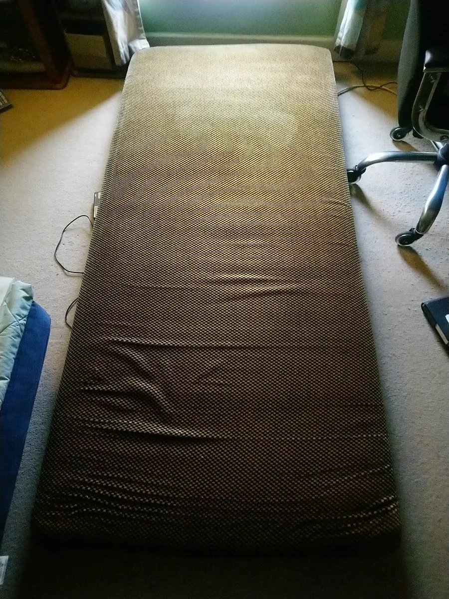 Two Hülsta Single Foam Sprung Mattress w/ Frames - Image 3