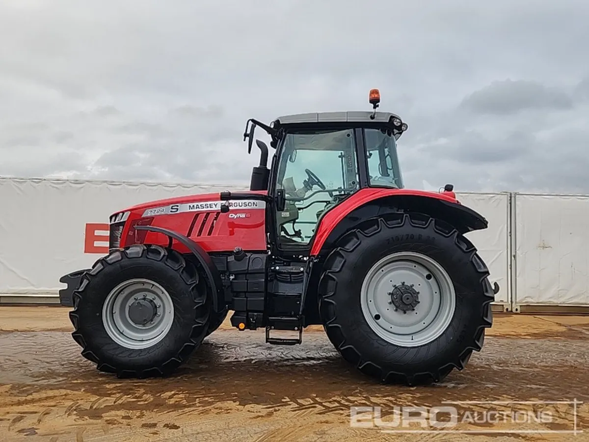 Unused Massey Ferguson 7724S - Image 4