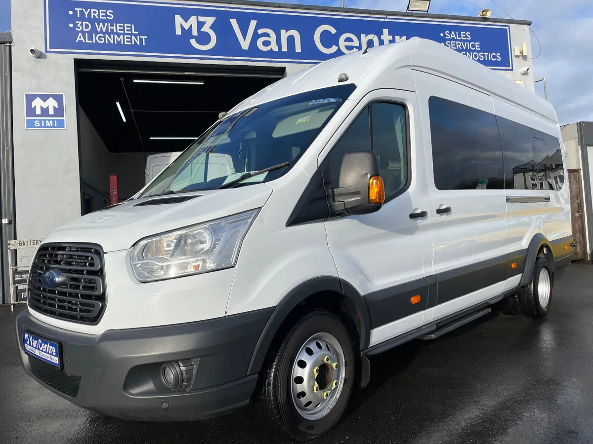 2018 Ford Transit 17 Seater Minibus - Image 1