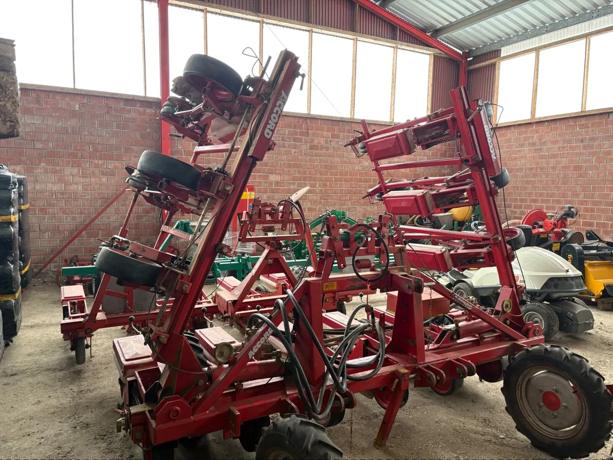 Accord 12 Row Beet Seeders - Image 1