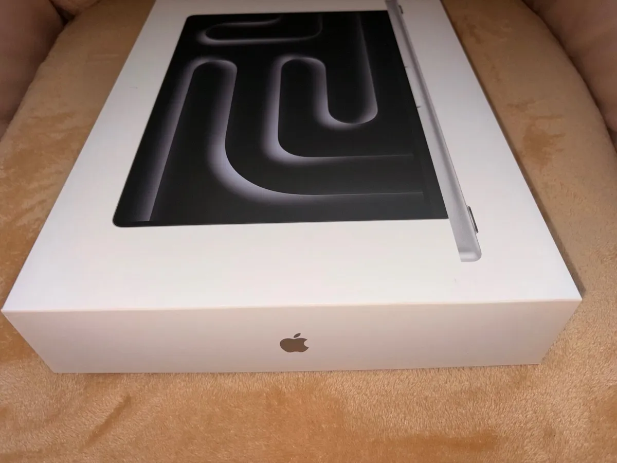 MacBook Pro M5 (2025) - Image 4