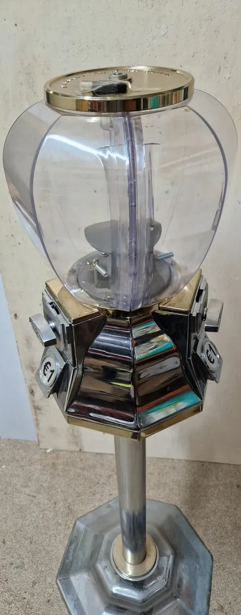 Vending machines - Image 1