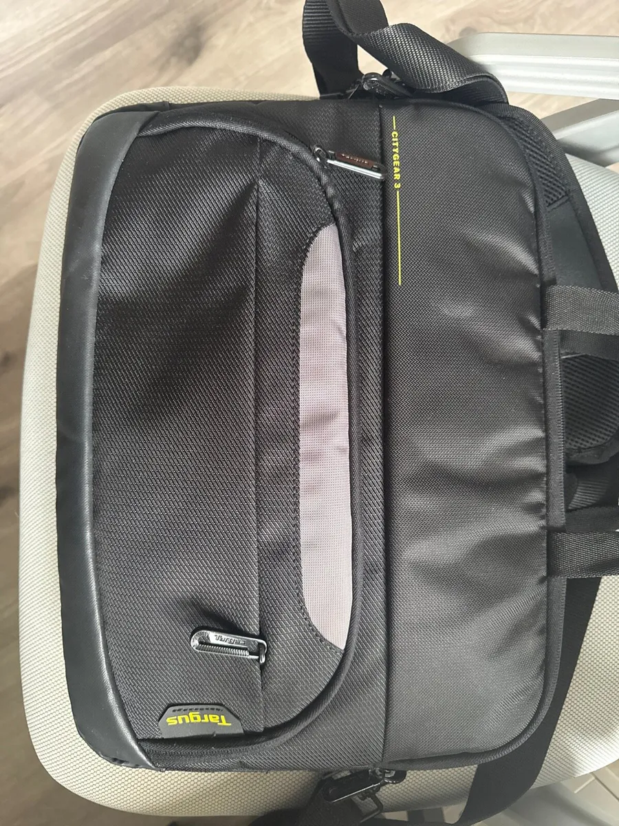 Targus laptop case bag brand new - Image 1