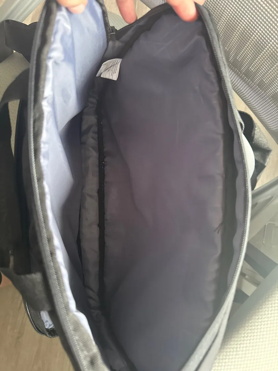Targus laptop case bag brand new - Image 3