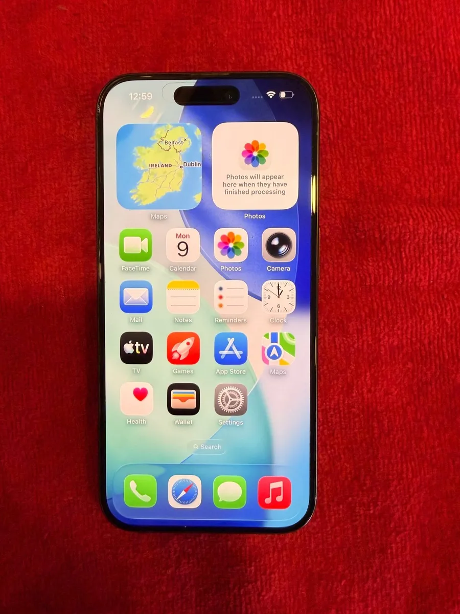 iPhone 15 Pro - Image 1