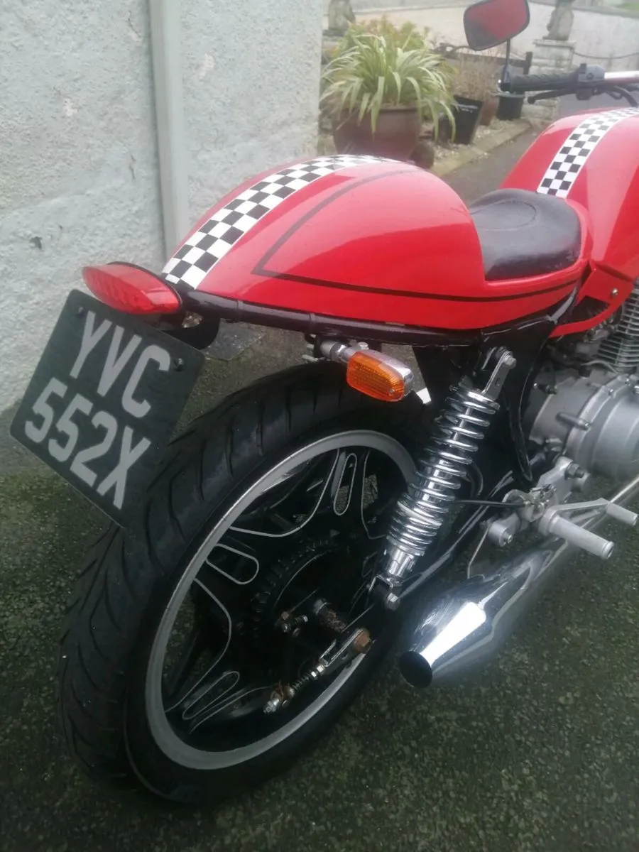 Honda cb250 superdream cafe racer - Image 4